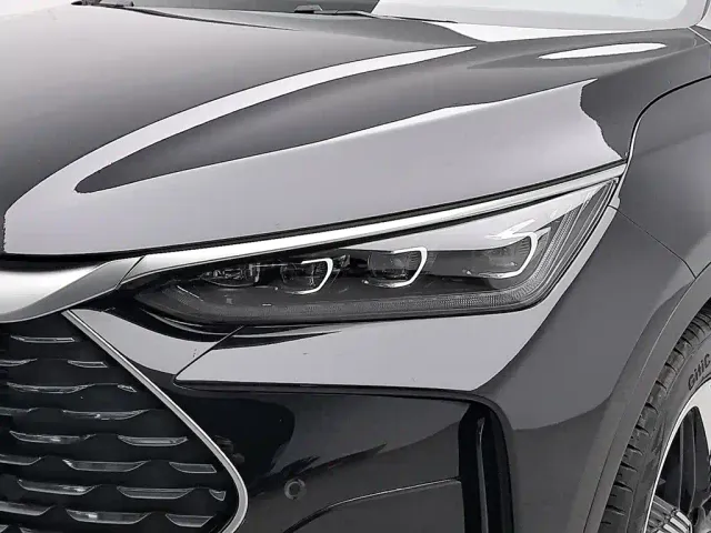 BYD Tang — Фото автомобиля 7