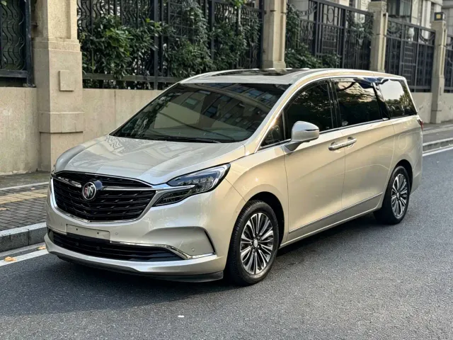 Фотография автомобиля — Buick GL8