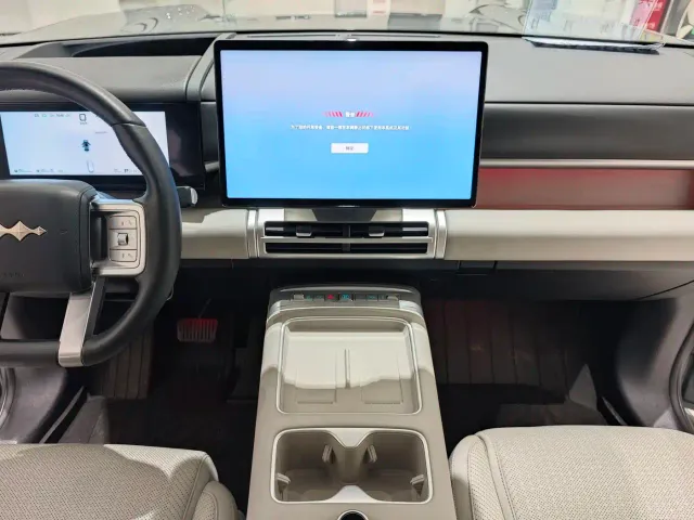 BYD FangChengBao Titanium 7 — Фото автомобиля 7