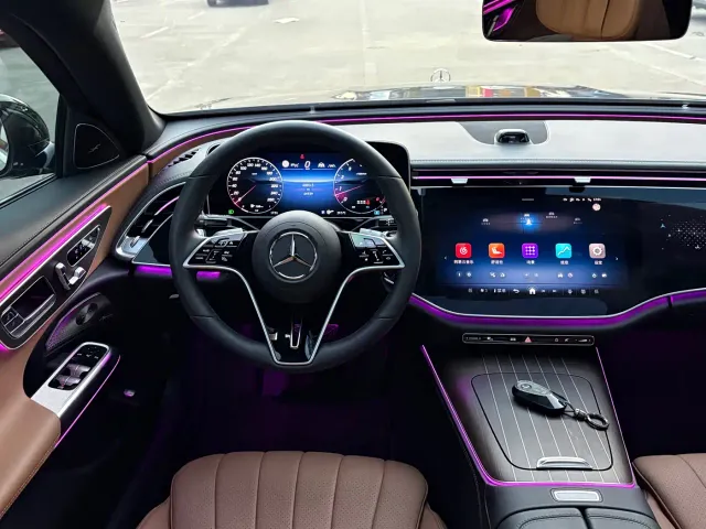 Mercedes-Benz E-Class — Фото автомобиля 9