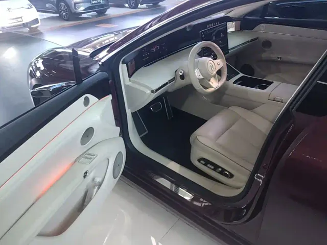 Stelato S9T — Фото автомобиля 15