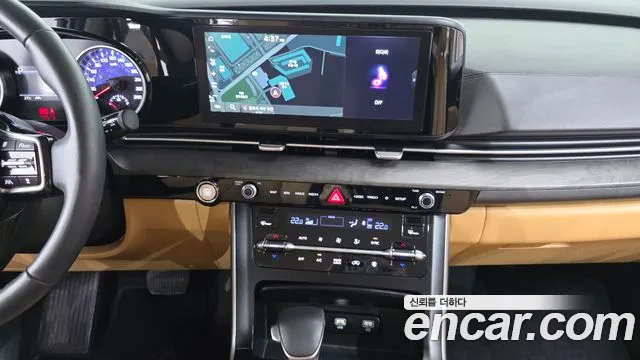 Kia Carnival Generation 4 — Фото автомобиля 20