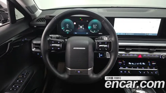 Hyundai Grandeur GN7 — Фото автомобиля 14