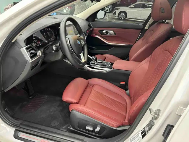 BMW 3 Series — Фото автомобиля 17