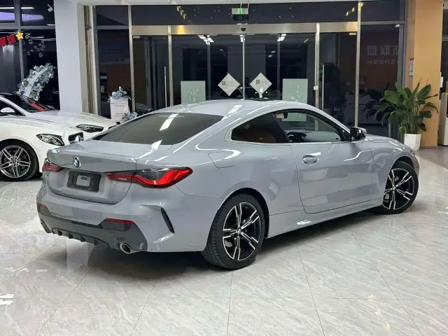 BMW BMW 4 Series 2024 425i M Sport Package — Фото автомобиля 8