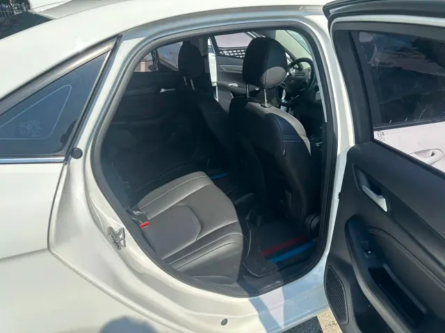 Ford Escort — Фото автомобиля 14