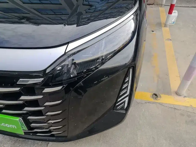 BYD Xia — Фото автомобиля 23