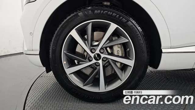 Genesis GV80 — Фото автомобиля 5