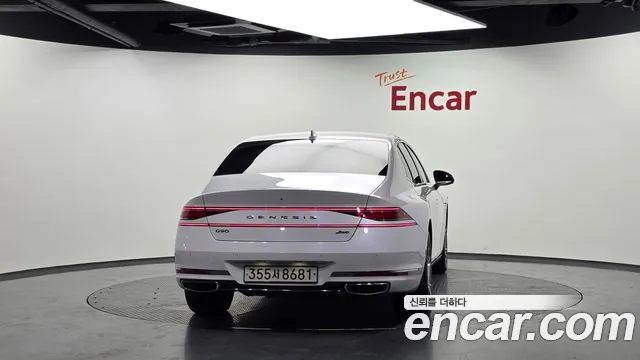 Genesis G90 Бензин 3.5 турбо AWD — Фото автомобиля 3