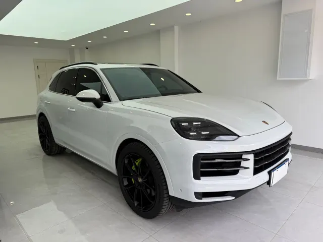 Porsche Cayenne — Фото автомобиля 2