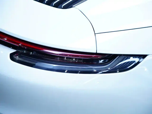 Porsche 911 — Фото автомобиля 13