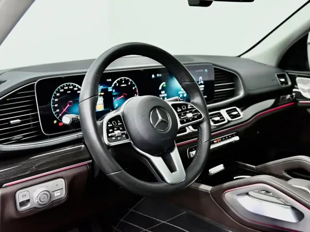 Mercedes-Benz GLE-Class — Фото автомобиля 19