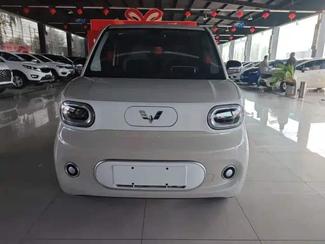 Wuling Hongguang Mini EV — Фото автомобиля 2