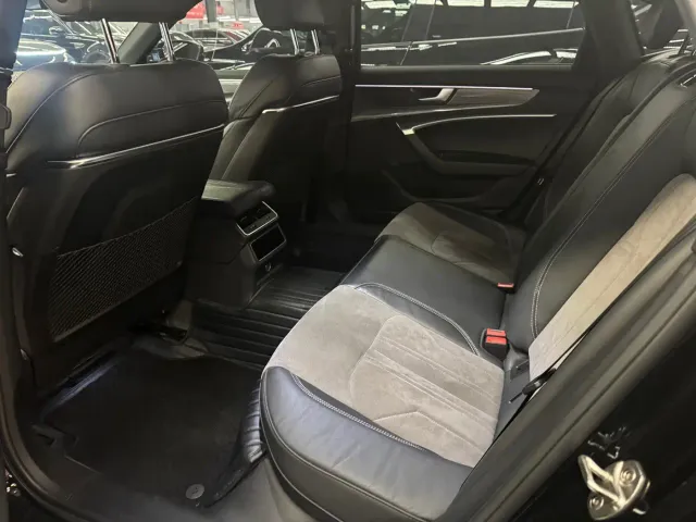Audi A6L — Фото автомобиля 9