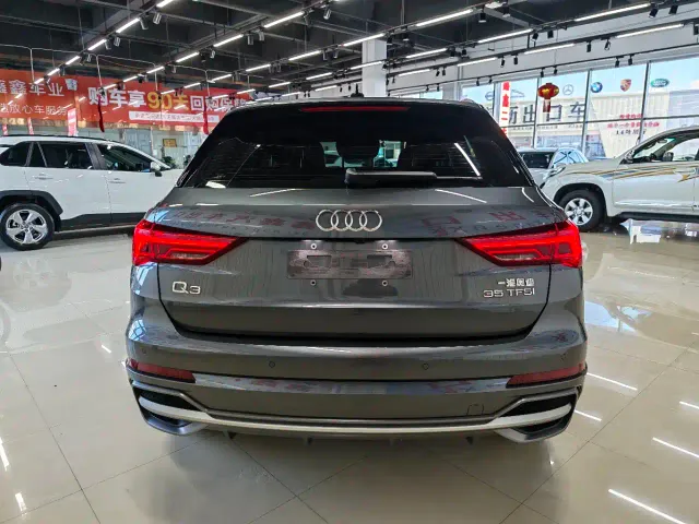 Audi Q3 — Фото автомобиля 4