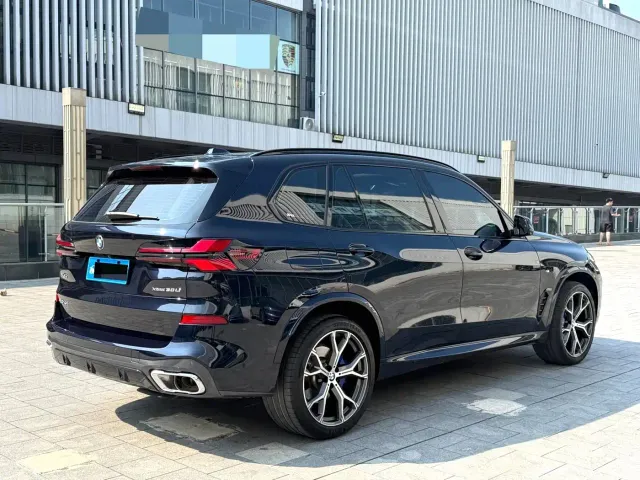 BMW X5 — Фото автомобиля 10