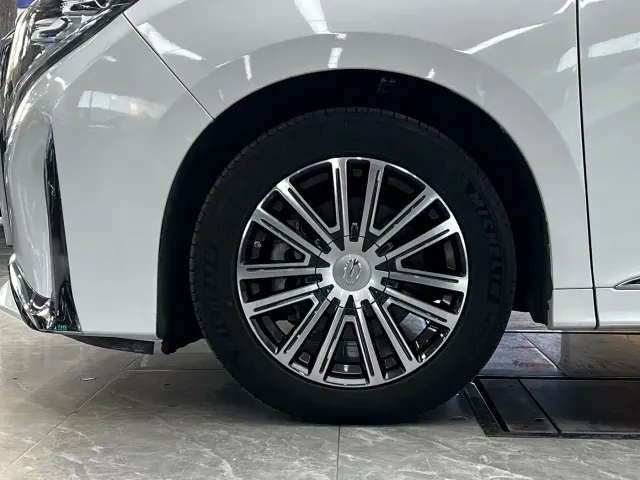 GAC Trumpchi M8 — Фото автомобиля 8