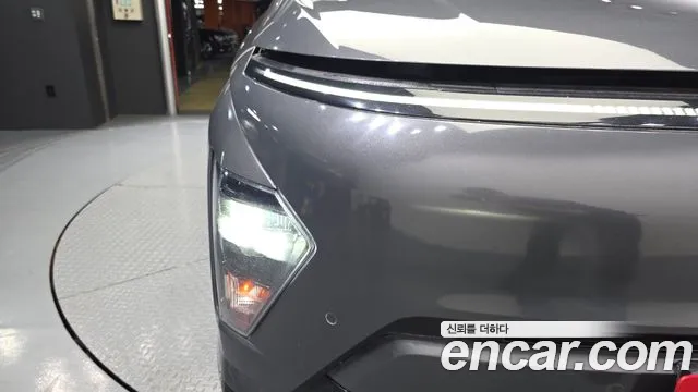 Hyundai Kona — Фото автомобиля 21