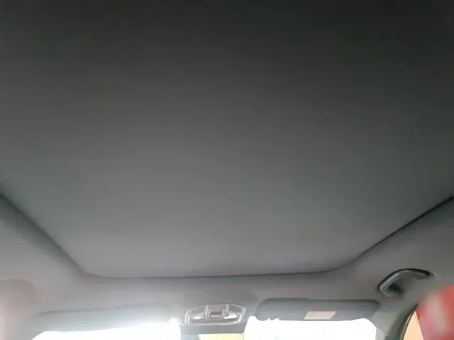 Geely Galaxy Starship 7 EM-i — Фото автомобиля 17