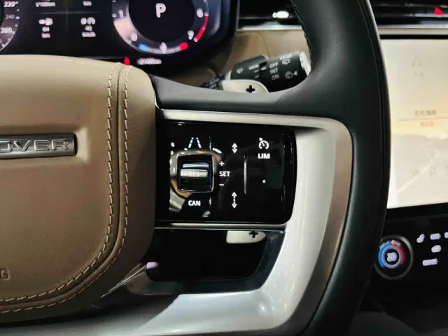 Land Rover Range Rover — Фото автомобиля 12
