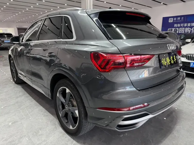 Audi Q3 — Фото автомобиля 4