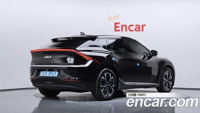 Kia EV6 — Фото автомобиля 2