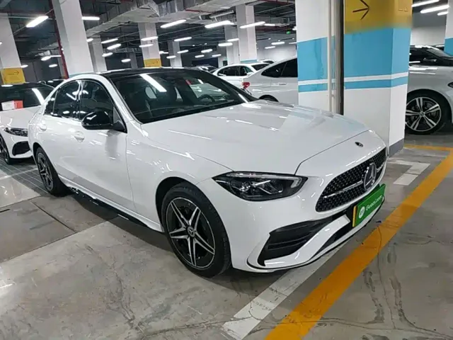 Mercedes-Benz C-Class — Фото автомобиля 3