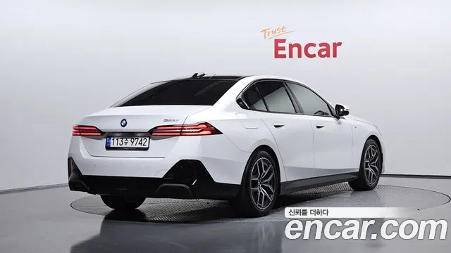 BMW 5-Series 5 серия (G60) 523d M Sport — Фото автомобиля 2