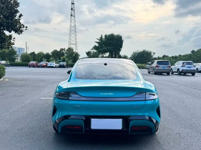 Xiaomi SU7 — Фото автомобиля 5