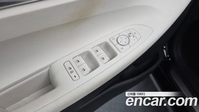 Hyundai Grandeur Новый Grandeur IG — Фото автомобиля 28