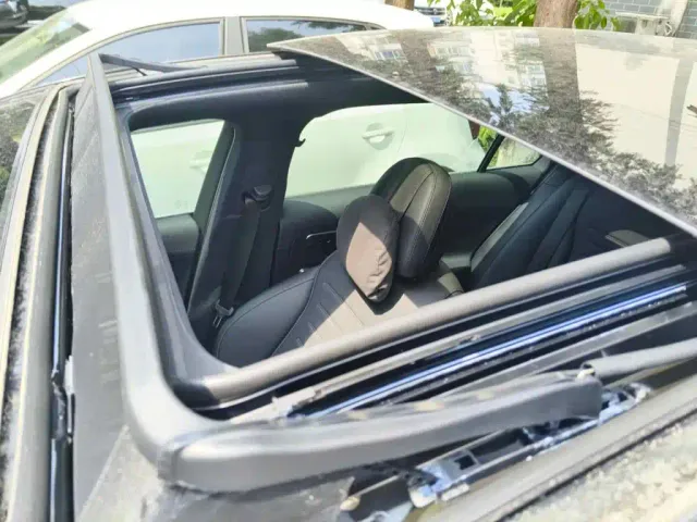 Mercedes-Benz C-Class — Фото автомобиля 6