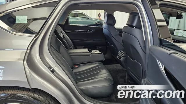 Genesis G80 RG3 — Фото автомобиля 12