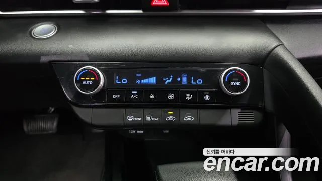 Hyundai AVANTE Avante (CN7) — Фото автомобиля 16