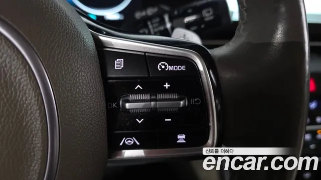 Kia Carnival 4th Gen — Фото автомобиля 25