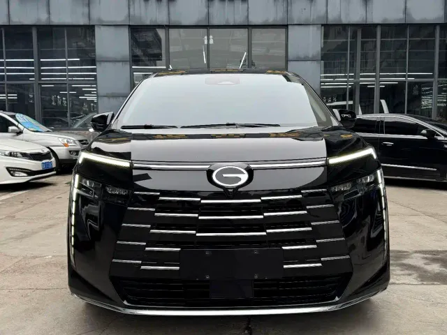 GAC Trumpchi E8 — Фото автомобиля 2