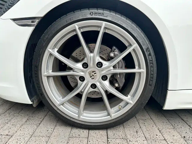 Porsche 718 — Фото автомобиля 13