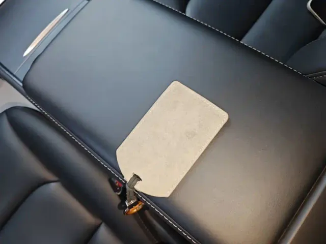 Tesla Model Y — Фото автомобиля 8