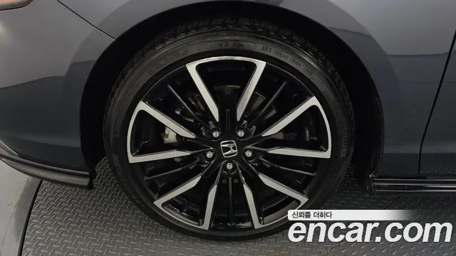 Honda Accord — Фото автомобиля 5