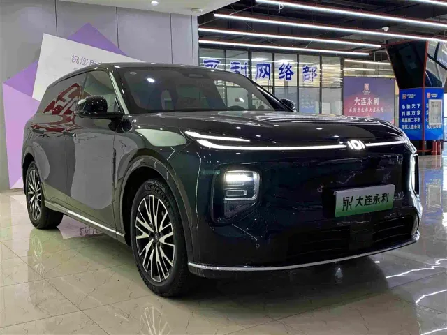 Changan Qiyuan Q07 — Фото автомобиля 3