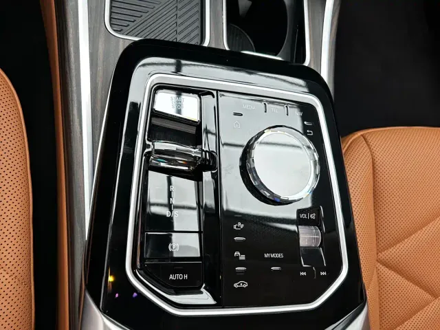 BMW 7 Series — Фото автомобиля 12