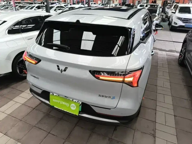 Wuling Starlight S — Фото автомобиля 6