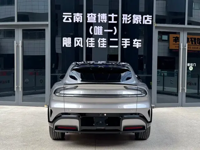Xiaomi YU7 — Фото автомобиля 4
