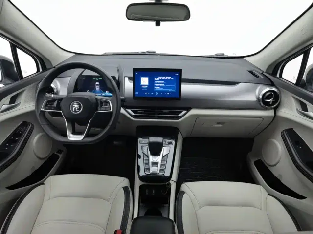 BYD Yuan Pro 2021 401KM Luxury Model — Фото автомобиля 5