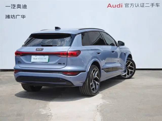 Audi Q6L e-tron — Фото автомобиля 3