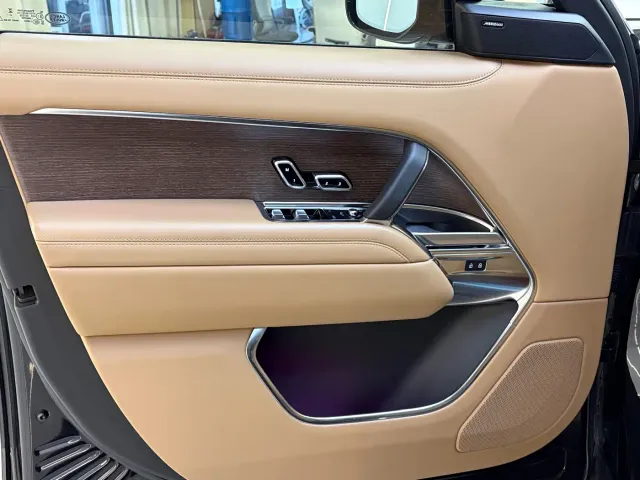 Land Rover Range Rover — Фото автомобиля 9