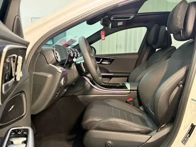 Mercedes-Benz C-Class — Фото автомобиля 18