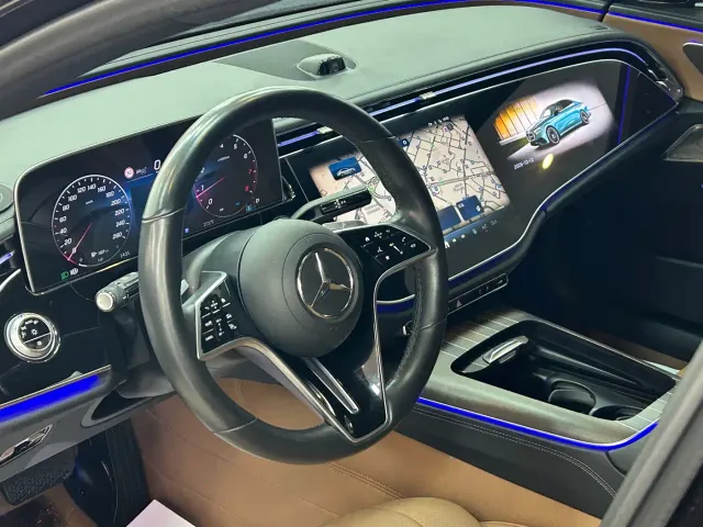 Mercedes-Benz E-Class — Фото автомобиля 9