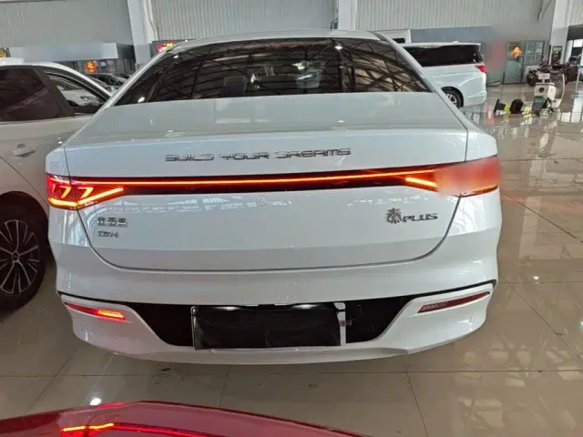 BYD Qin PLUS — Фото автомобиля 5