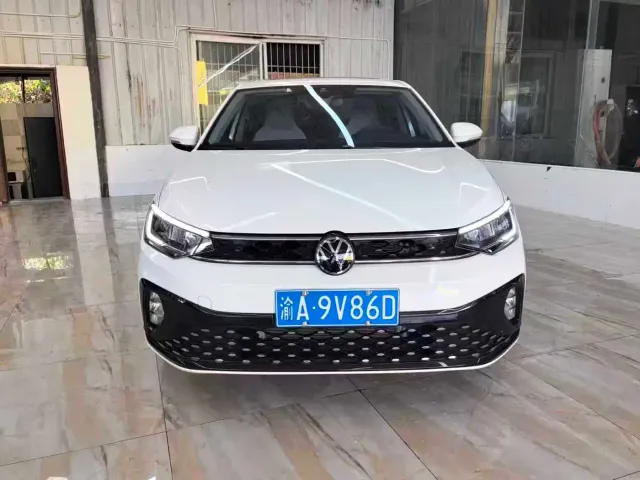 Volkswagen Lavida — Фото автомобиля 2