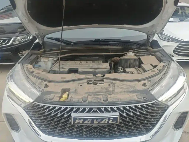 Haval M6 — Фото автомобиля 19